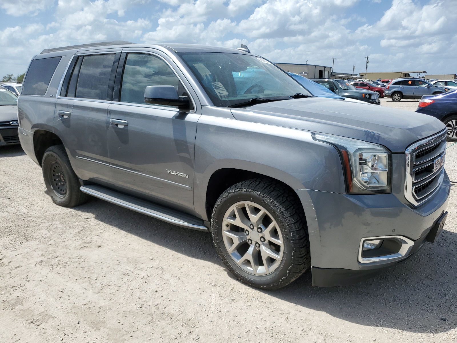 2020 GMC Yukon Sle vin: 1GKS1AKC2LR187068