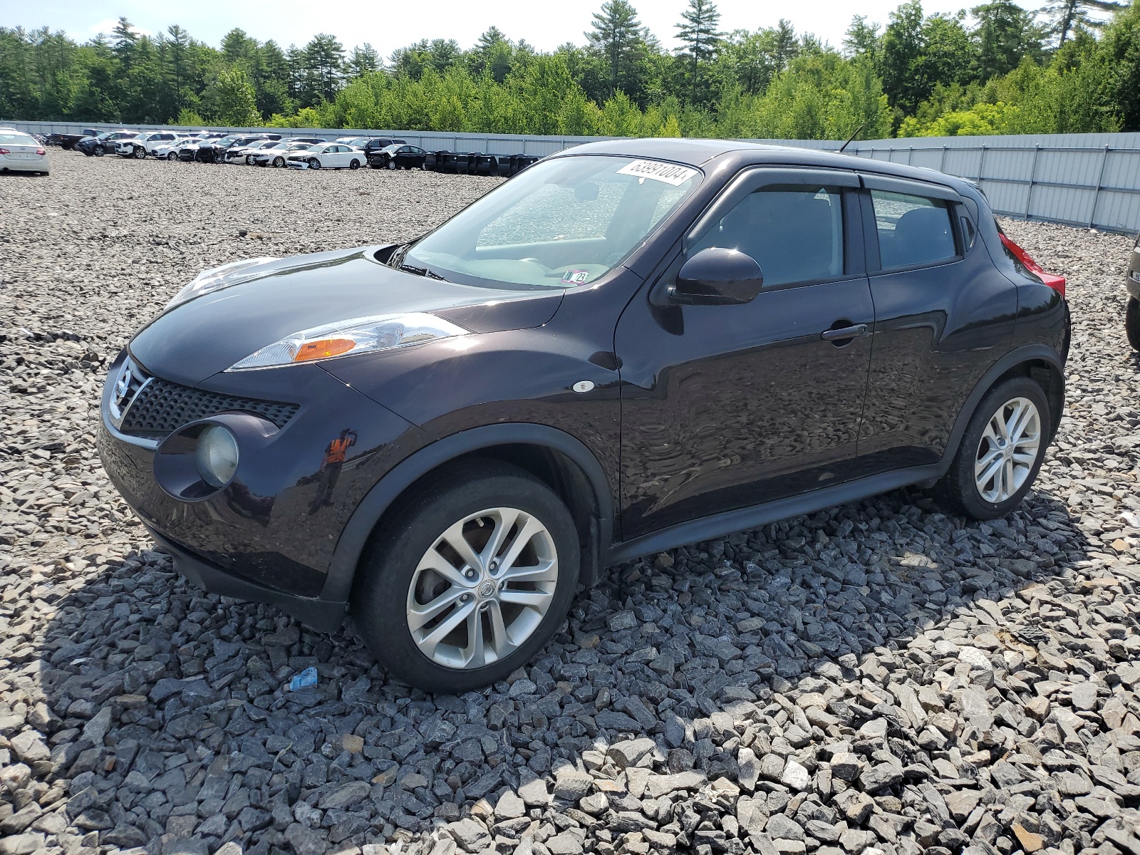 2014 Nissan Juke S vin: JN8AF5MV1ET482171