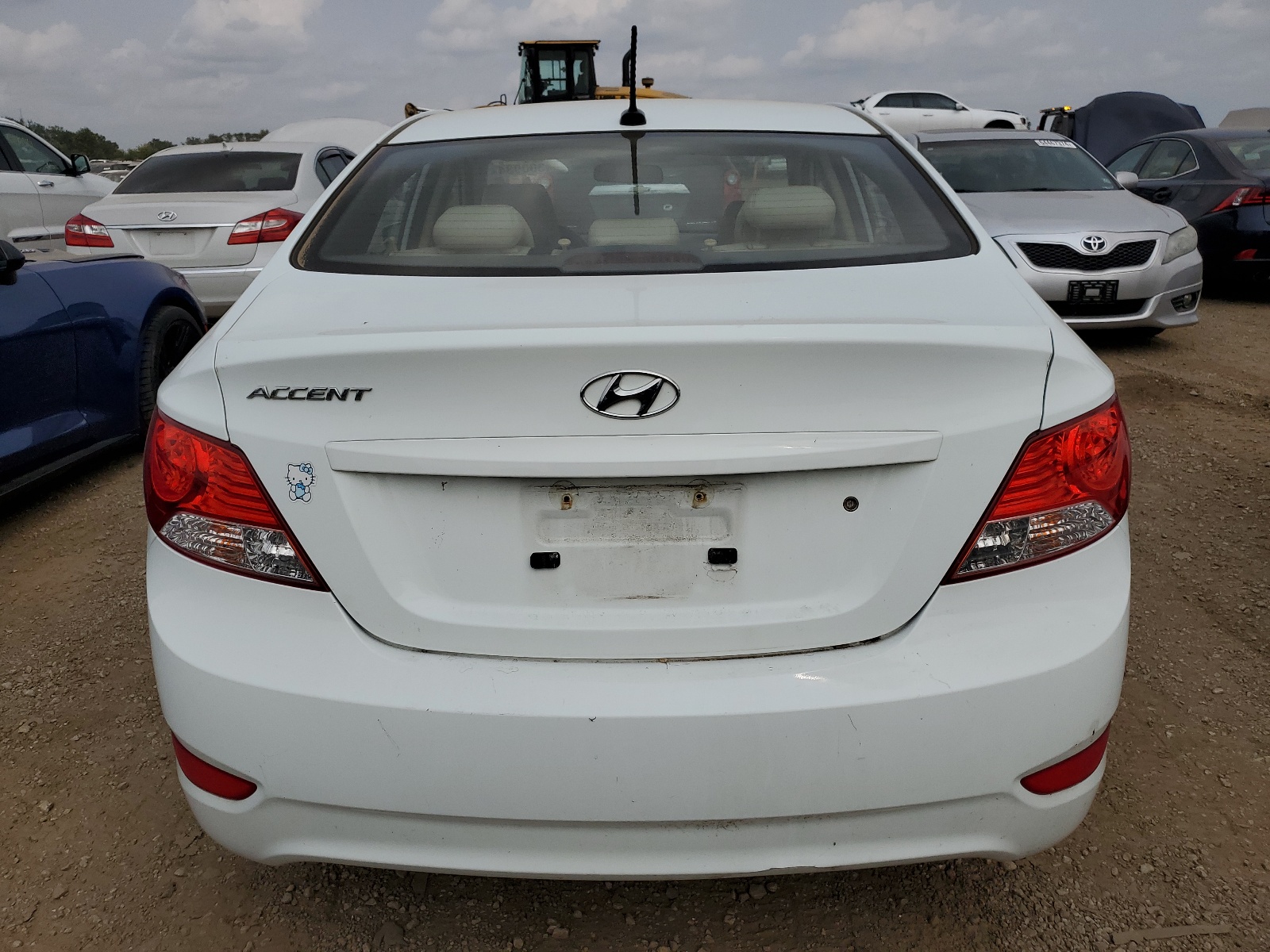 2013 Hyundai Accent Gls vin: KMHCT4AE3DU335334