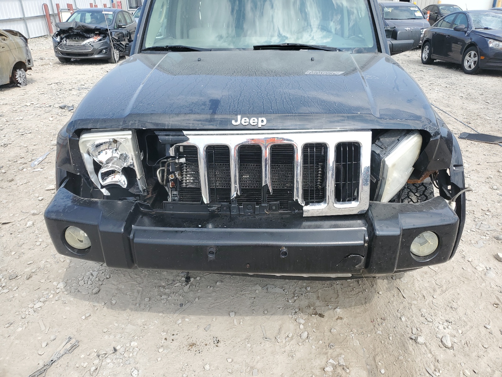 1J8HG58236C303310 2006 Jeep Commander Limited