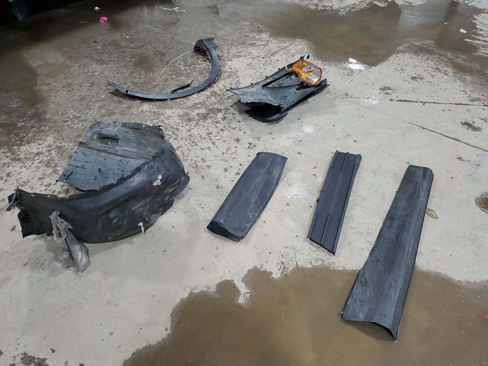 1FMCU0F71FUA86812 2015 Ford Escape S