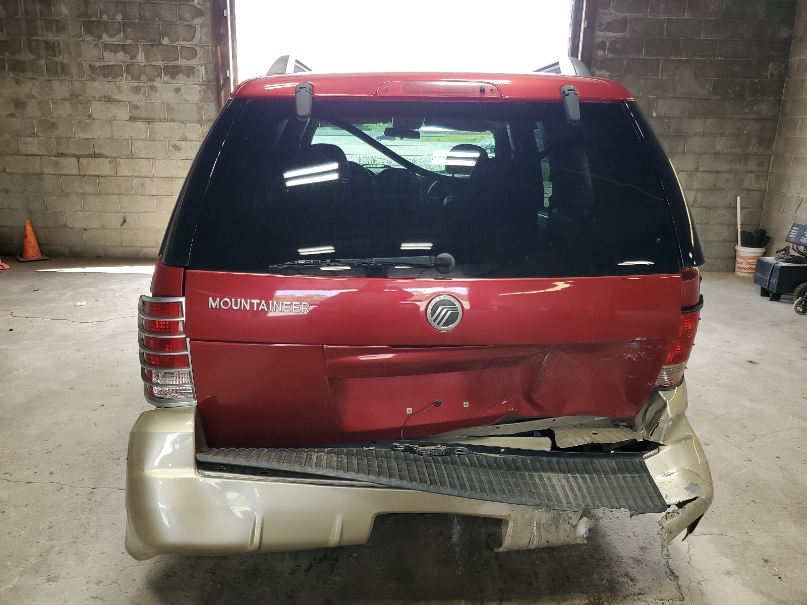 4M2ZU66K35UJ15127 2005 Mercury Mountaineer