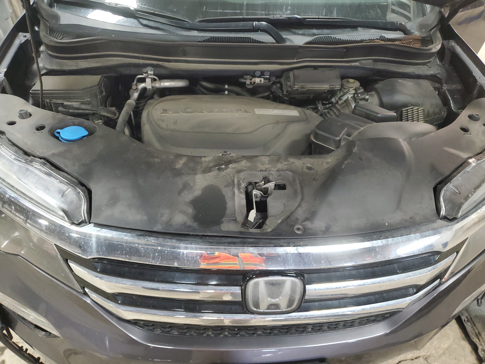 5FNYF6H97GB025531 2016 Honda Pilot Touring