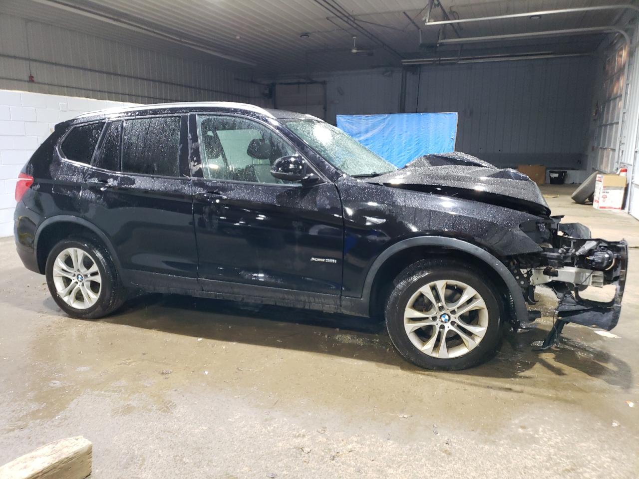 VIN 5UXWX7C51H0U40387 2017 BMW X3 no.4