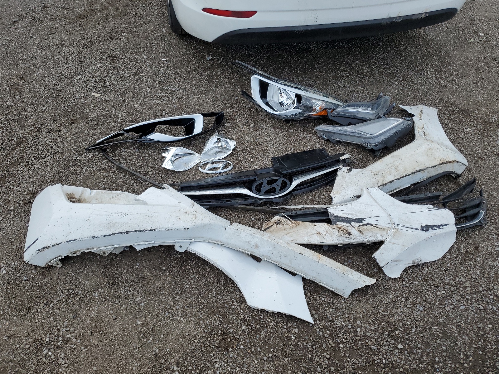 KMHDH4AE4GU494759 2016 Hyundai Elantra Se