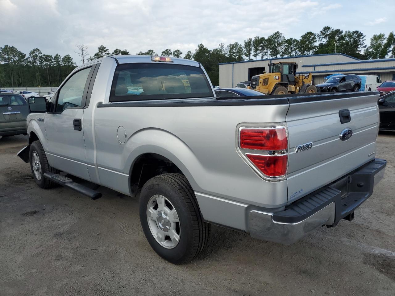 2013 Ford F150 VIN: 1FTMF1CM2DFB72411 Lot: 62204144