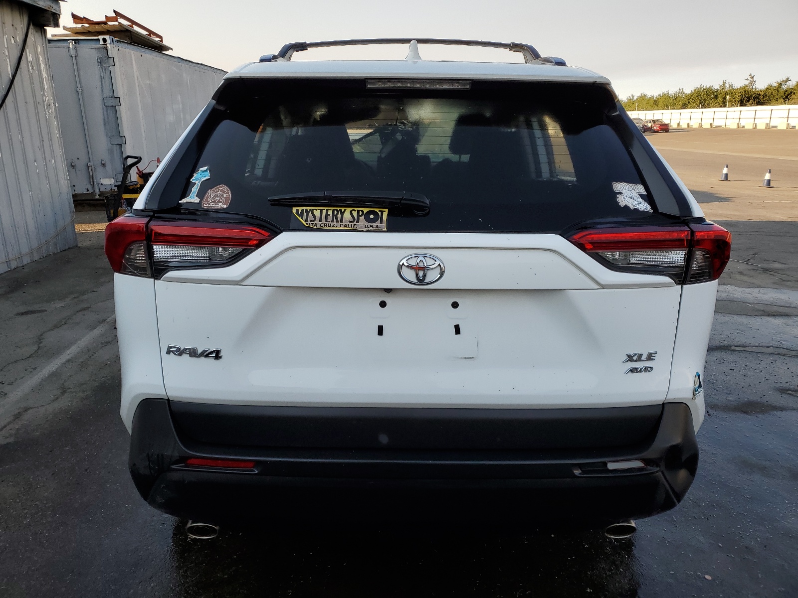 2T3P1RFV3MW163245 2021 Toyota Rav4 Xle