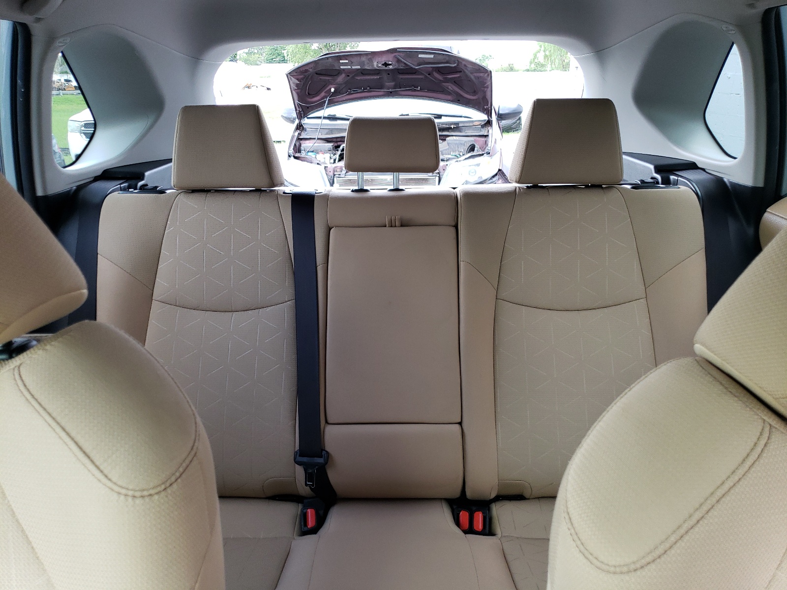 JTMRWRFV5KJ018066 2019 Toyota Rav4 Xle