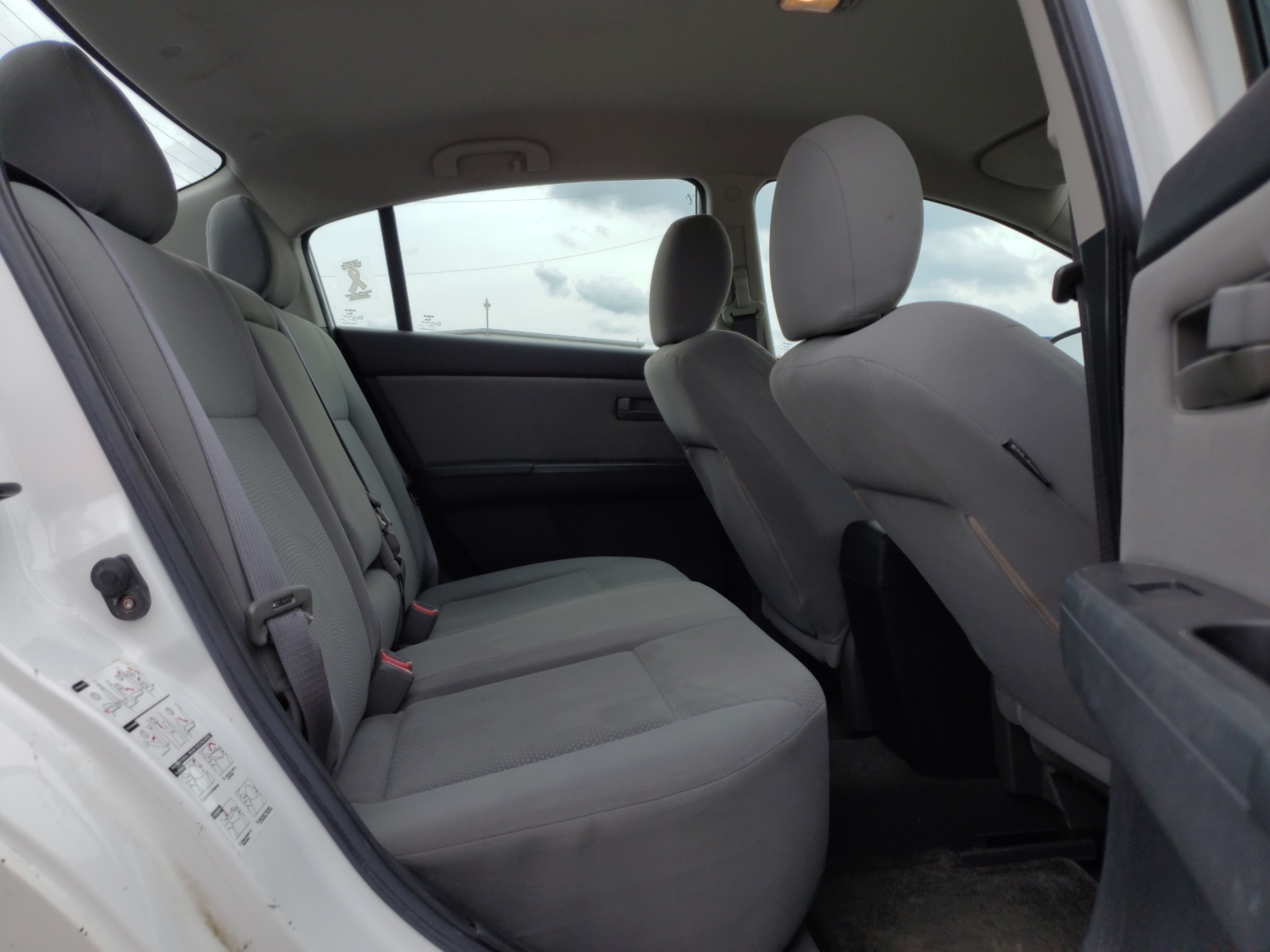 3N1AB6AP9AL729831 2010 Nissan Sentra 2.0