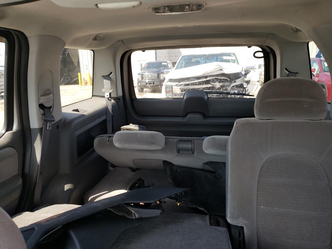 2004 Ford Explorer Xlt VIN: 1FMZU73K04ZB23733 Lot: 65344154