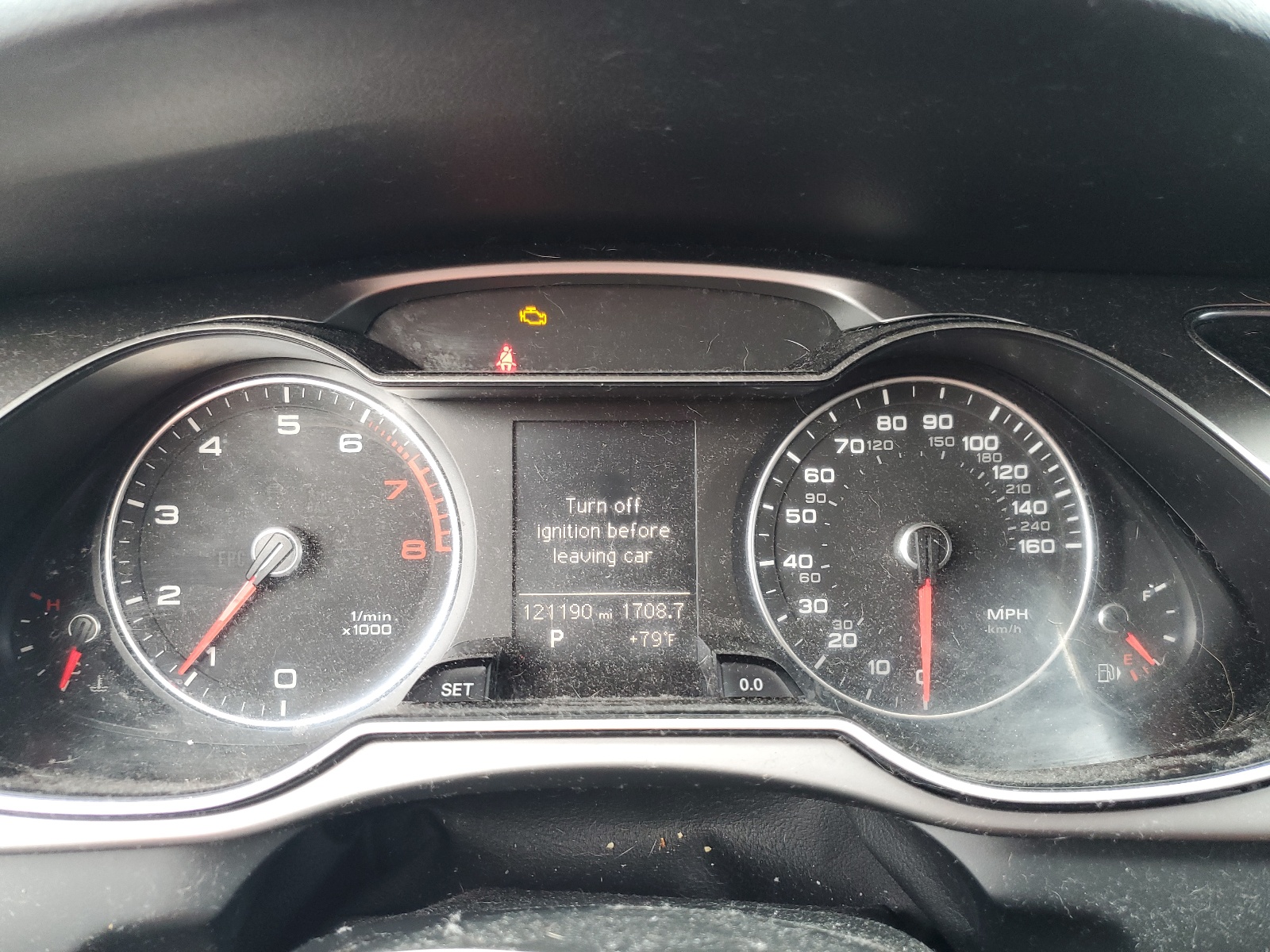 WAUBFAFL8EN003329 2014 Audi A4 Premium