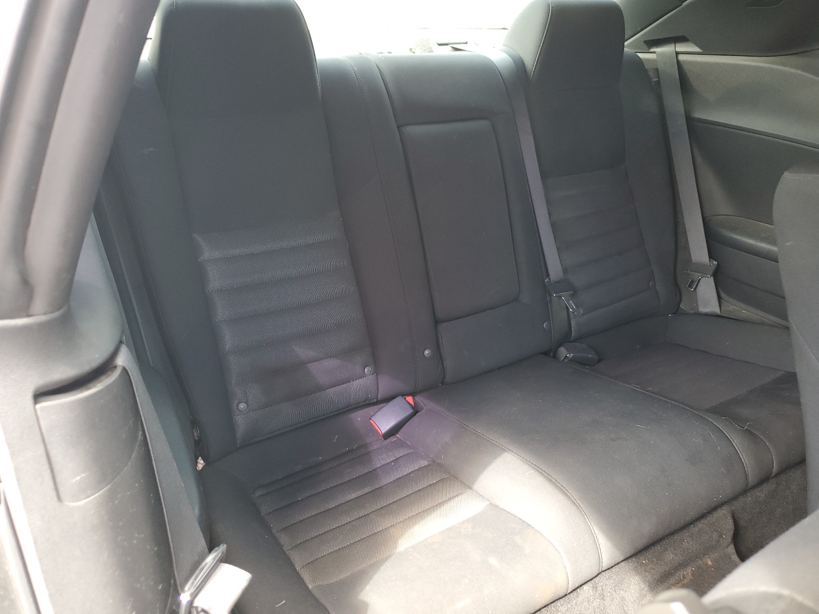 2B3CJ4DV8AH318664 2010 Dodge Challenger Se