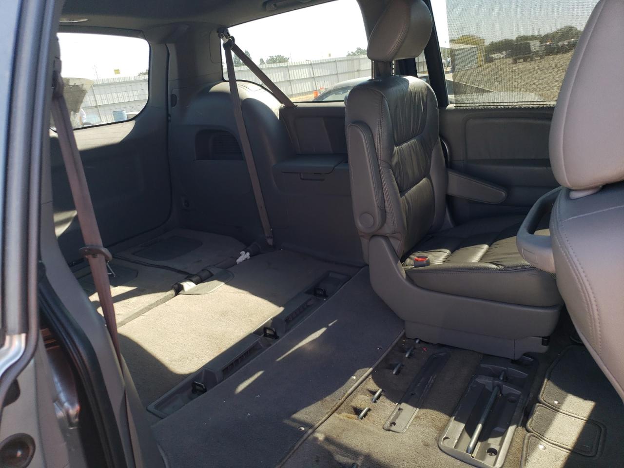 2010 Honda Odyssey Touring VIN: 5FNRL3H92AB041834 Lot: 62557494