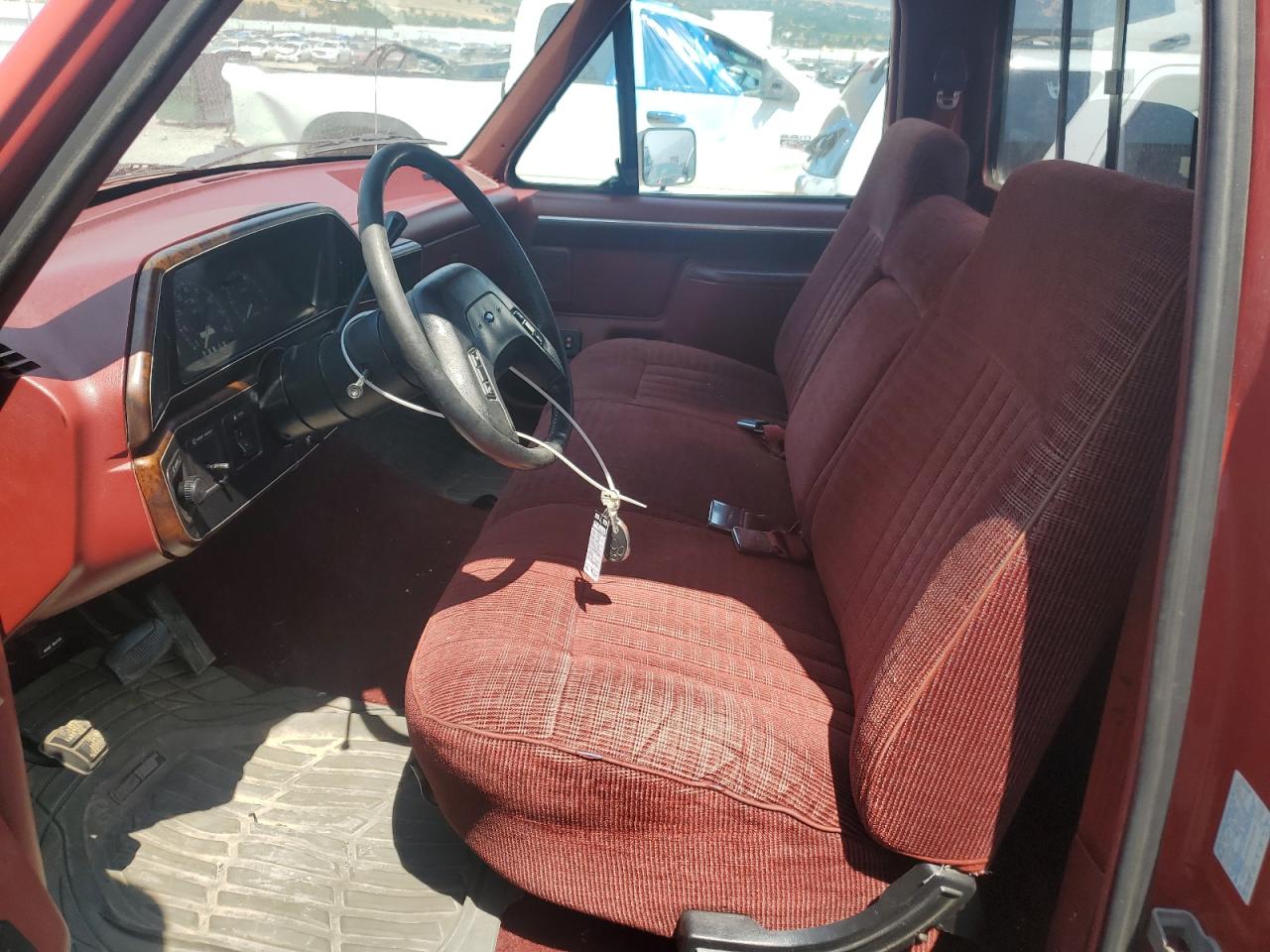 1987 Ford F150 VIN: 1FTEF15N1HPB16888 Lot: 64595934