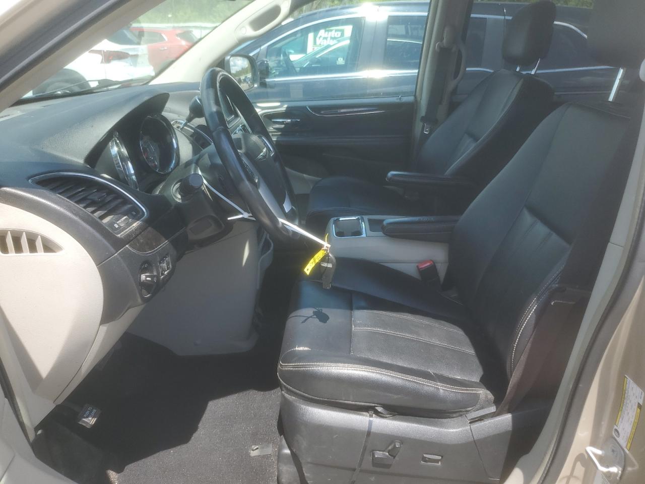 2014 Chrysler Town & Country Touring VIN: 2C4RC1BG1ER279969 Lot: 64141634