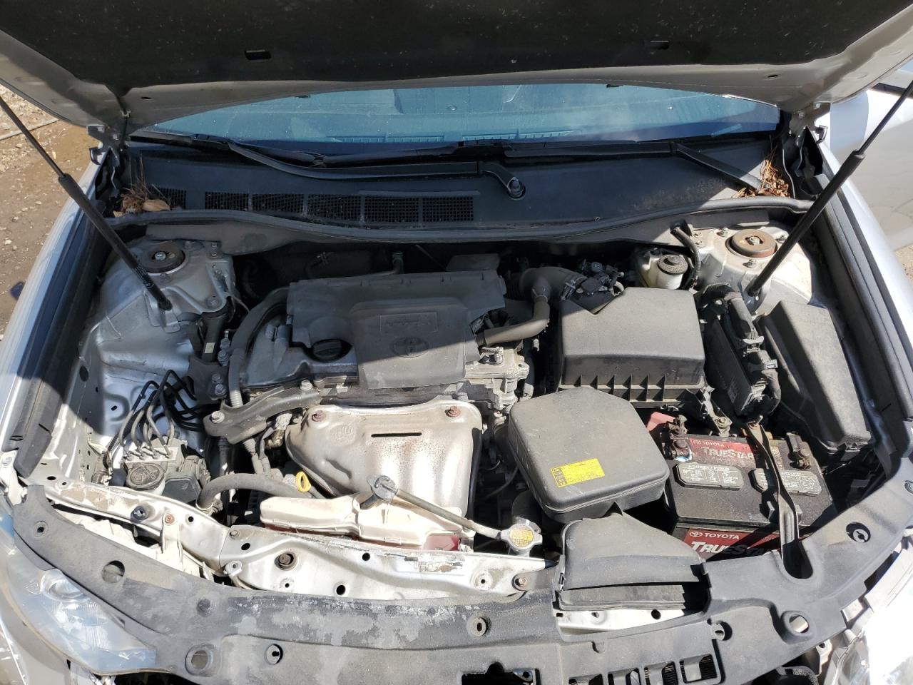 2014 Toyota Camry - Image 11