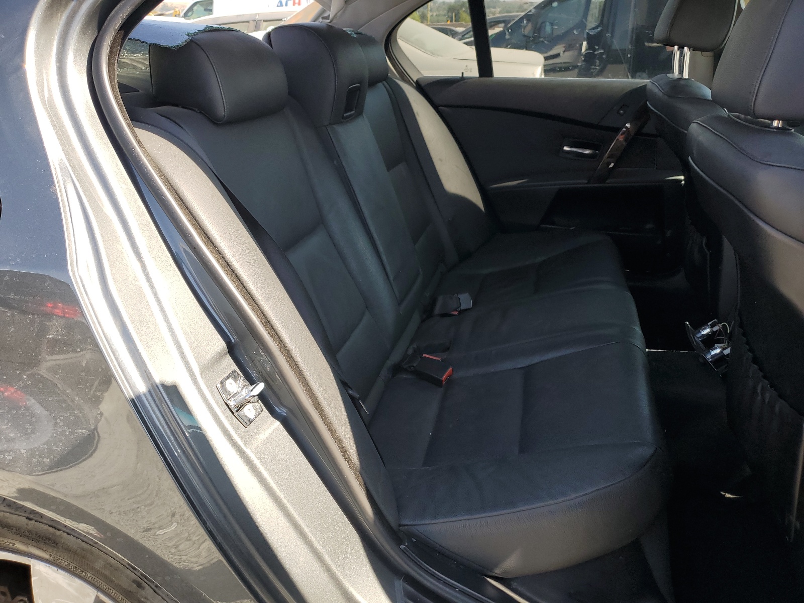 WBANF73567CU21716 2007 BMW 530 Xi