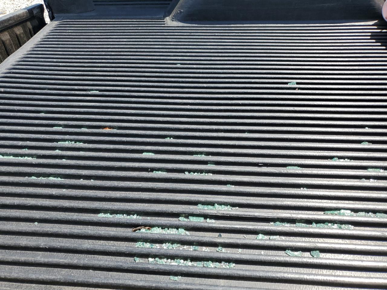 1996 Dodge Ram 2500 VIN: 1B7KF26C2TS631877 Lot: 61651374