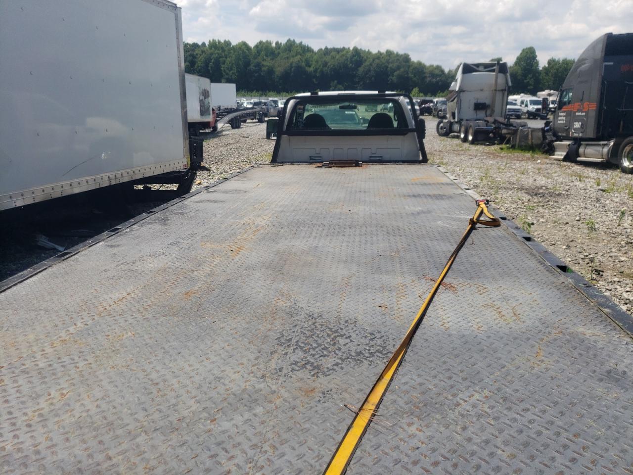 2002 Ford F350 Super Duty VIN: 1FDWF36F52EA59570 Lot: 62664994