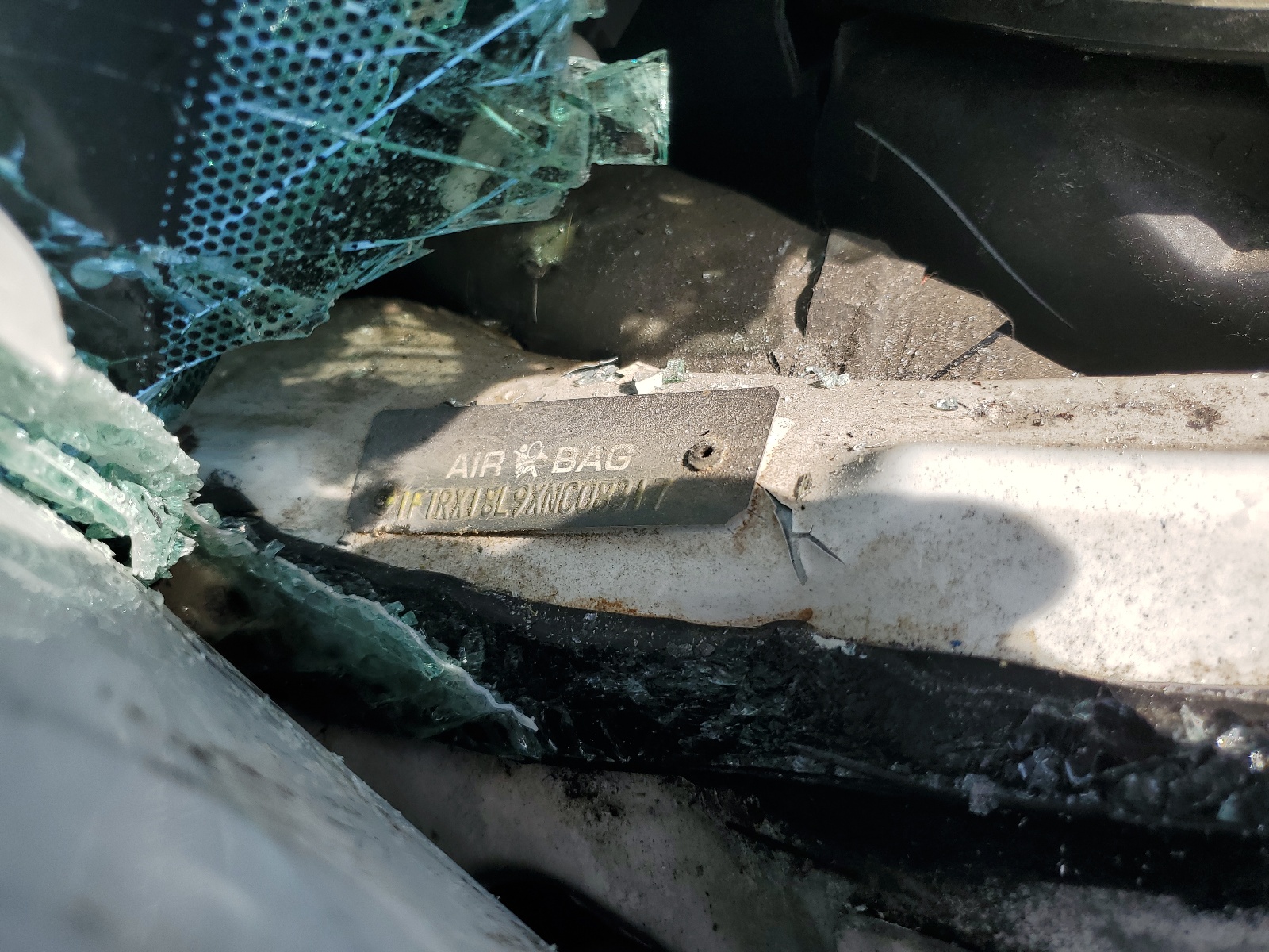 1FTRX18L9XNC08317 1999 Ford F150