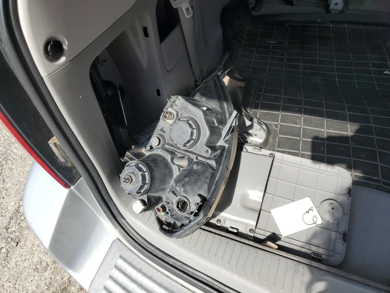 2006 Kia Sedona Ex VIN: KNDMB233866034304 Lot: 63133314