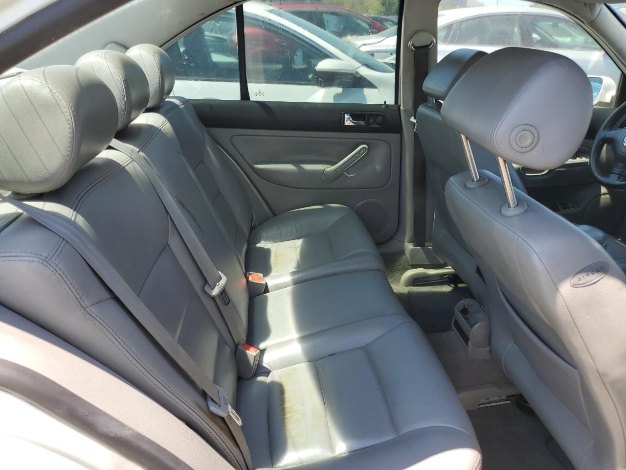 2000 Volkswagen Jetta Glx VIN: 3VWTE29M8YM138035 Lot: 64112764