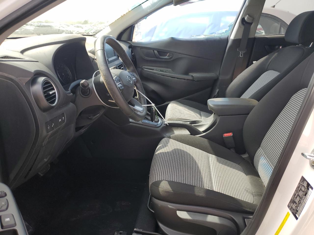 2021 Hyundai Kona Sel VIN: KM8K22AA4MU711751 Lot: 64360904