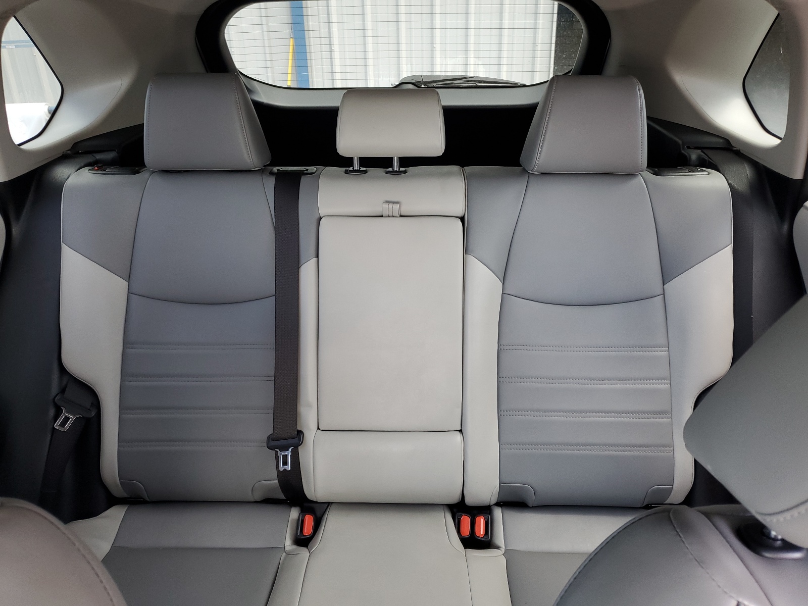 JTMC1RFVXKD030474 2019 Toyota Rav4 Xle Premium