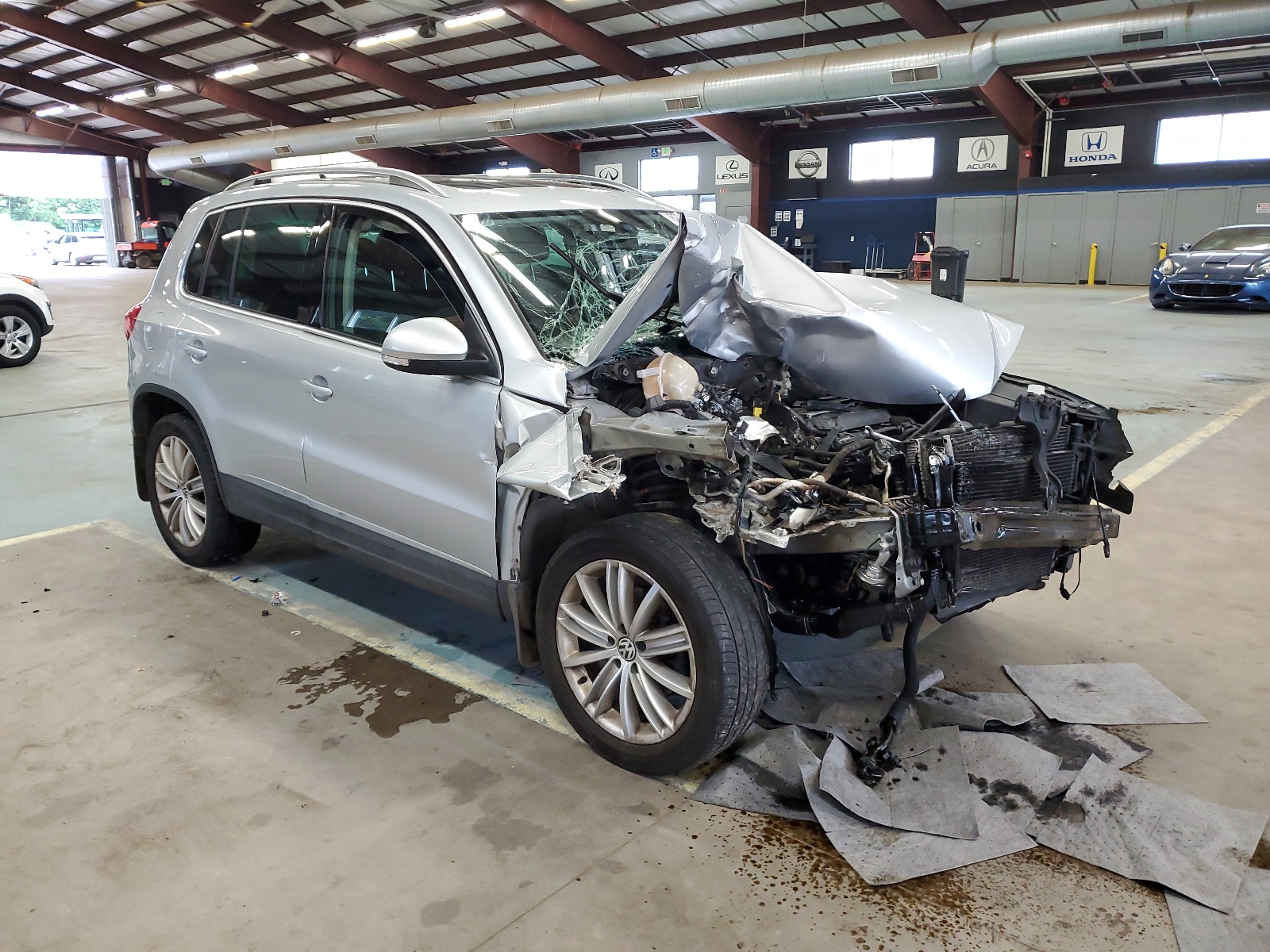 WVGBV7AXXGW540036 2016 Volkswagen Tiguan S