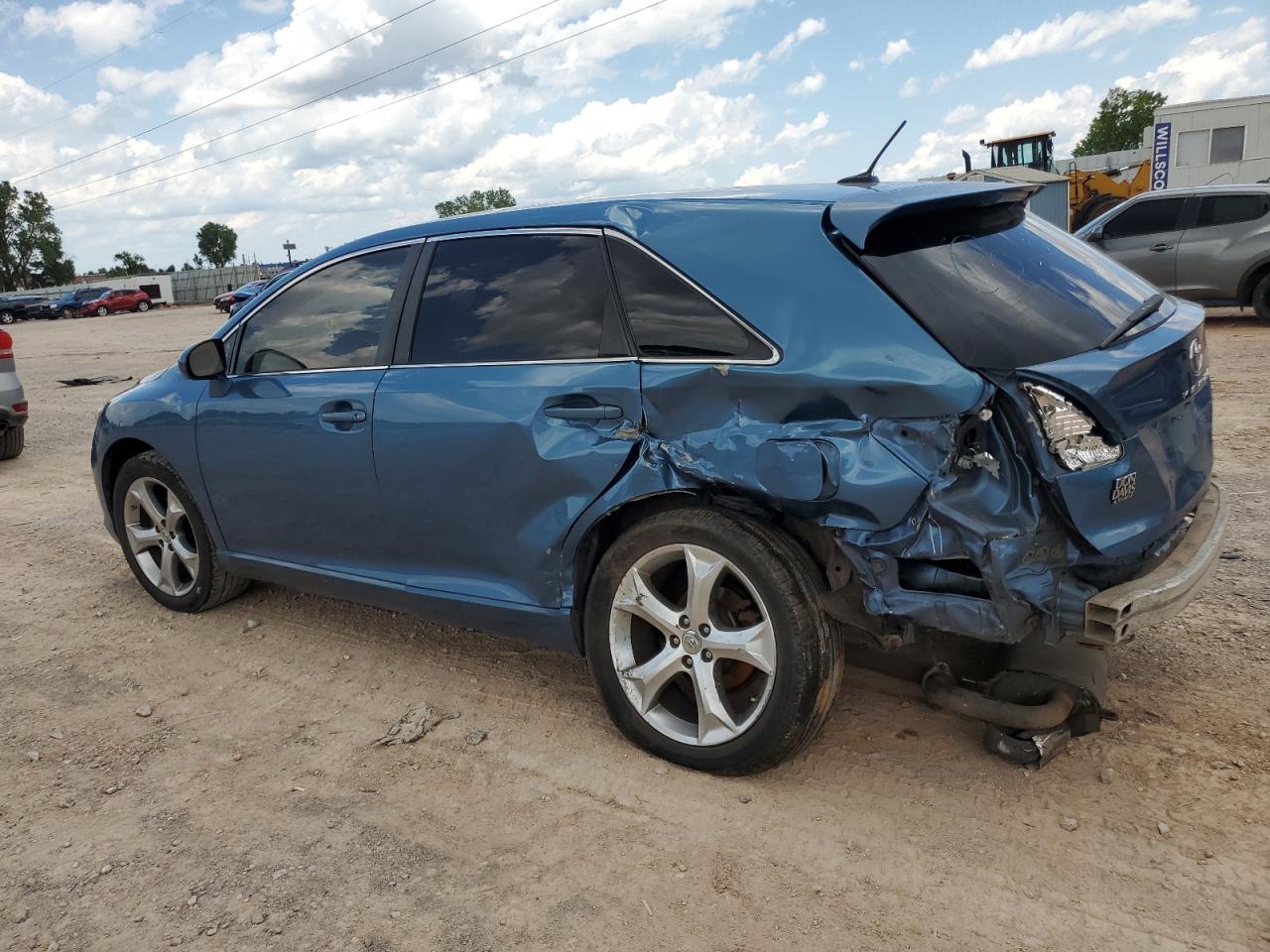 2009 Toyota Venza - Image 2