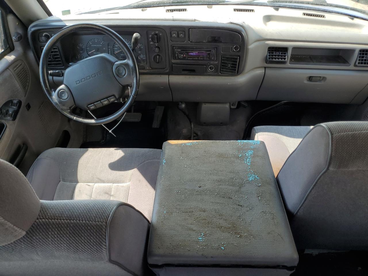 1996 Dodge Ram 2500 VIN: 3B7KF23W6TM194375 Lot: 63624344