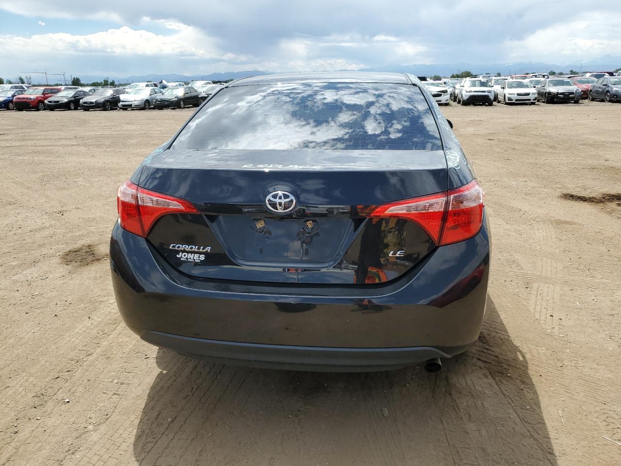 2018 Toyota Corolla L VIN: 2T1BURHE8JC018707 Lot: 61918404