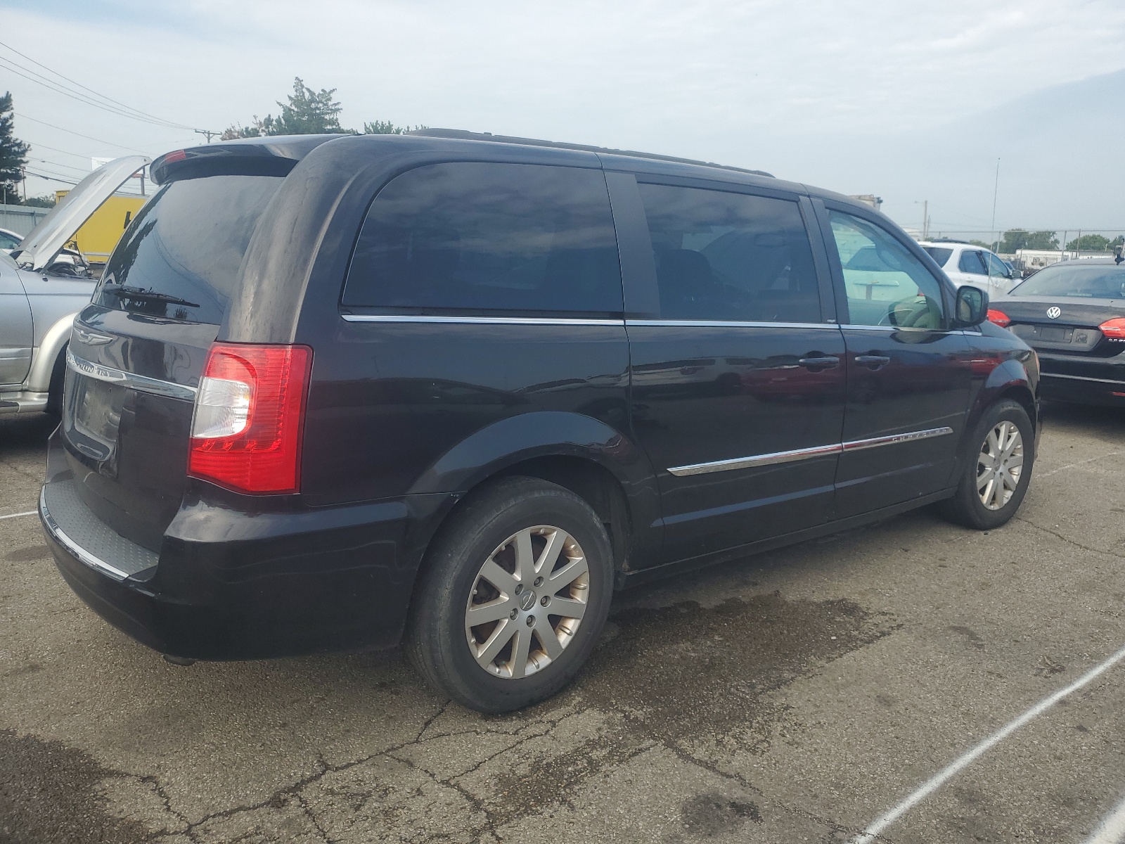 2014 Chrysler Town & Country Touring vin: 2C4RC1BG5ER270997