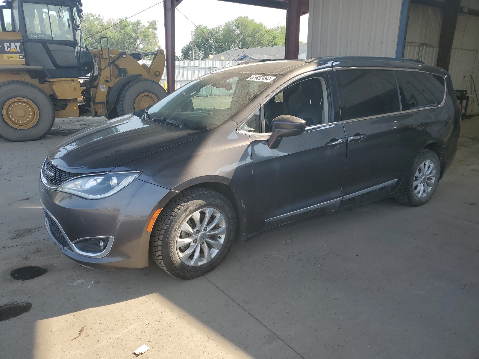 2017 Chrysler Pacifica Touring L vin: 2C4RC1BG1HR621313