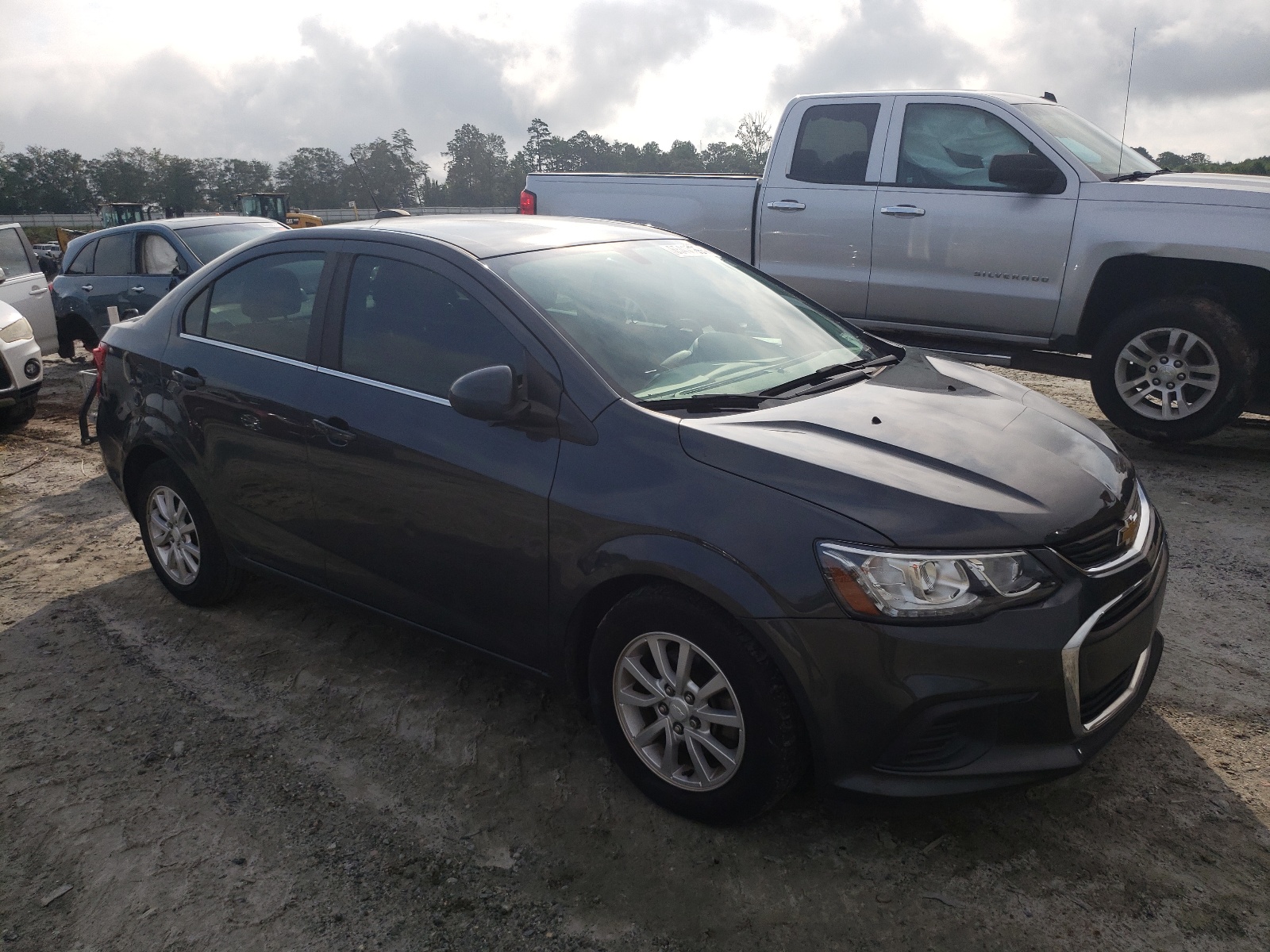 2019 Chevrolet Sonic Lt vin: 1G1JD5SB5K4120563