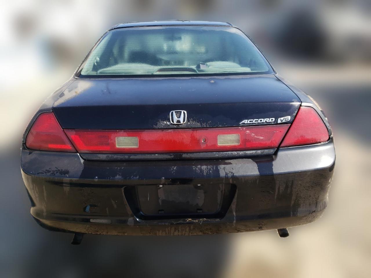 2000 Honda Accord Lx VIN: 1HGCG2240YA036587 Lot: 64215574