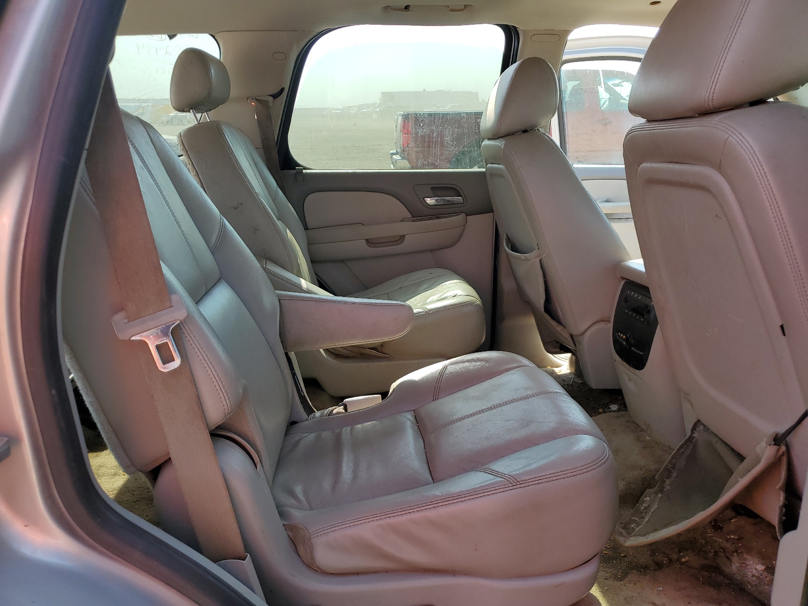 1GNUCBE01AR227442 2010 Chevrolet Tahoe C1500 Lt