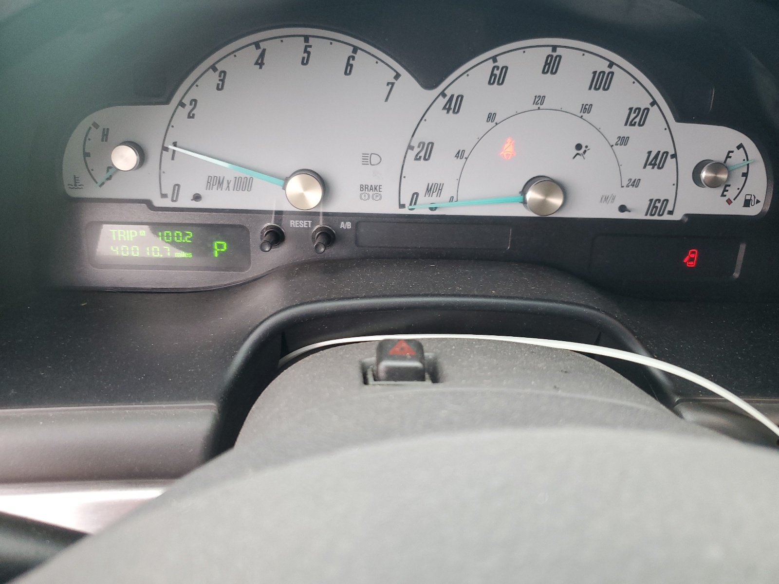 1FAHP60AX2Y124765 2002 Ford Thunderbird