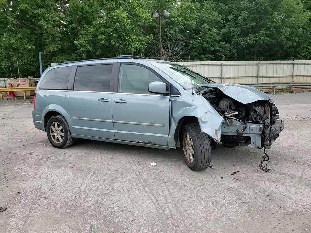 2010 Chrysler Town & Country Touring VIN: 2A4RR5D1XAR358172 Lot: 62758574