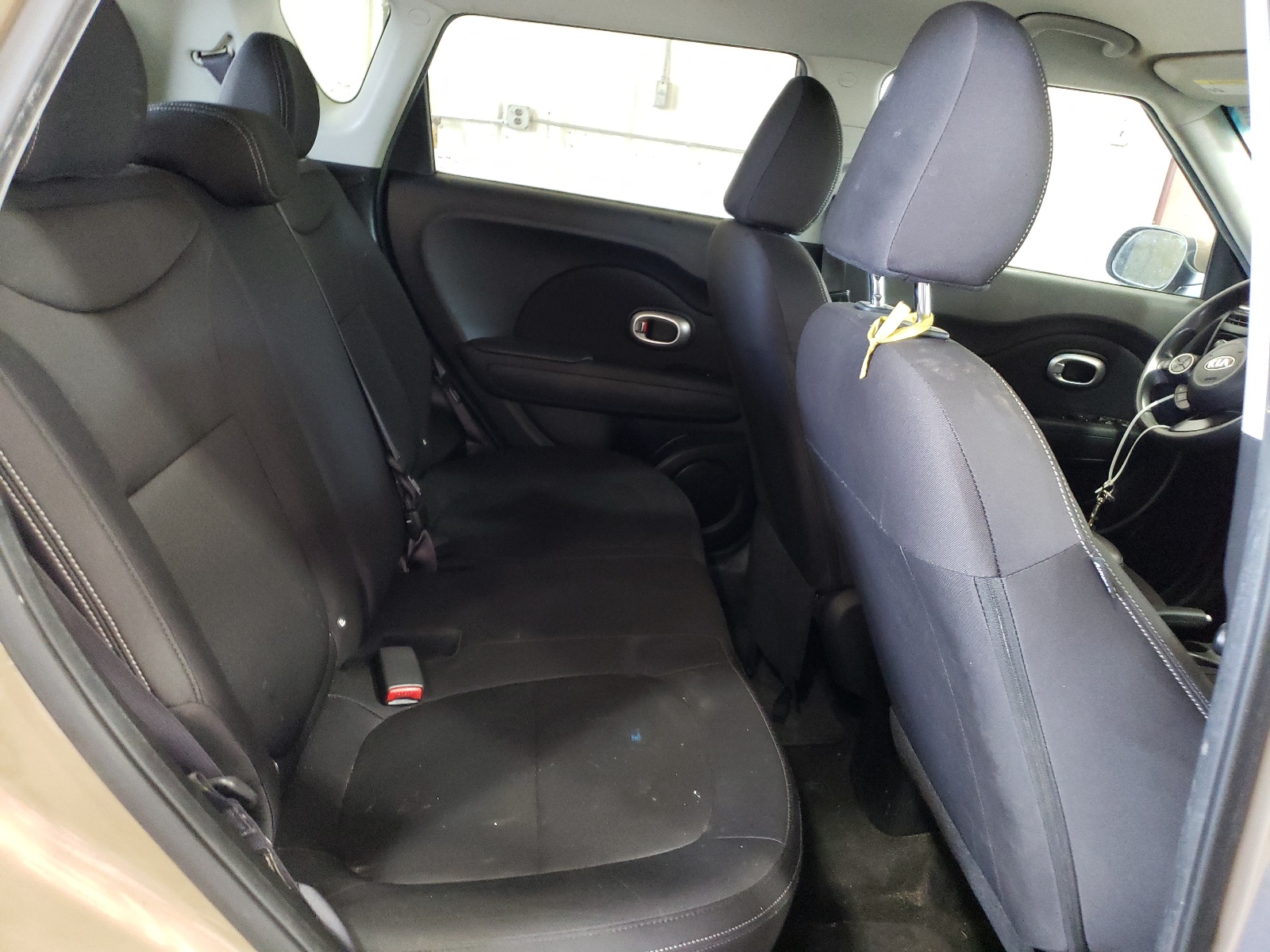 KNDJN2A2XF7148254 2015 Kia Soul