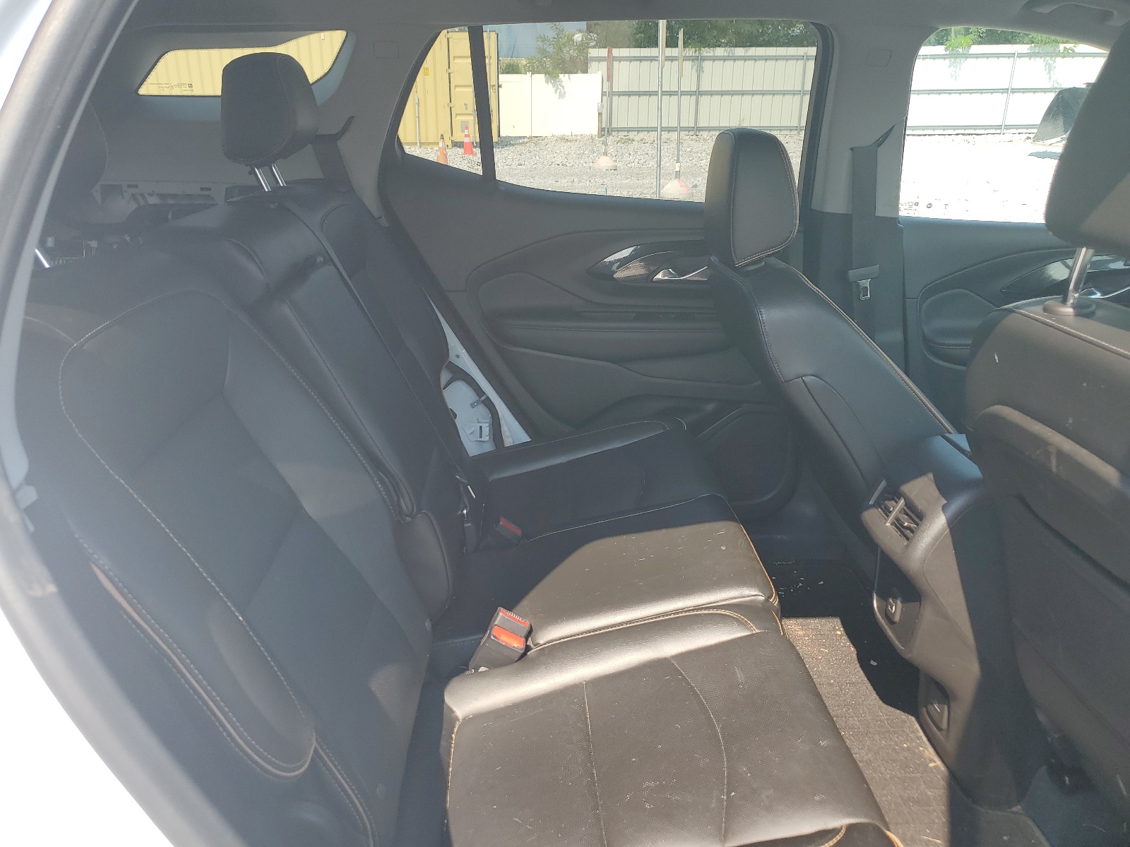 3GKALYEV6NL163877 2022 GMC Terrain At4