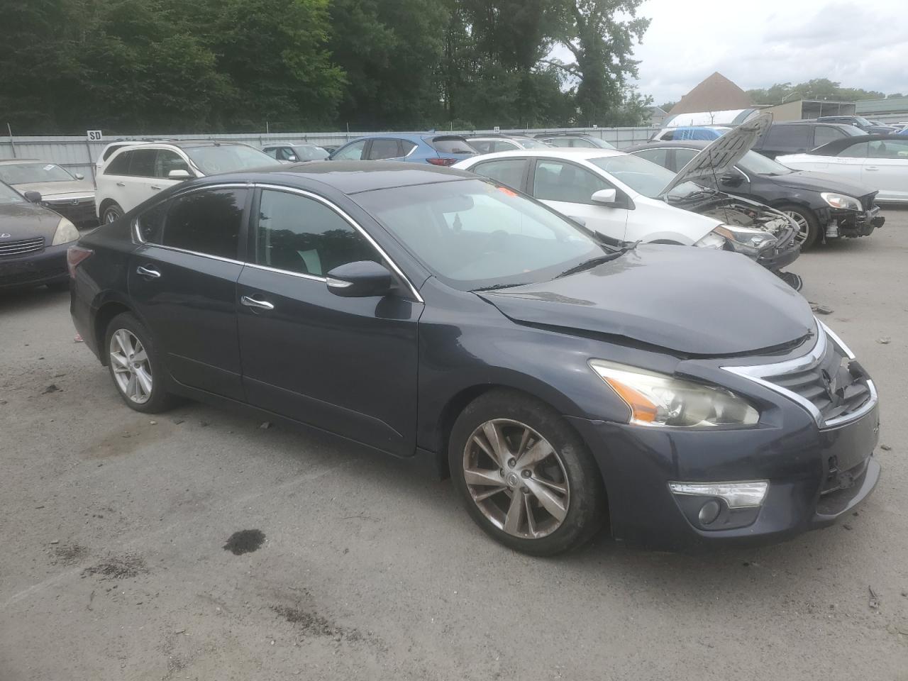 2015 Nissan Altima - Image 4