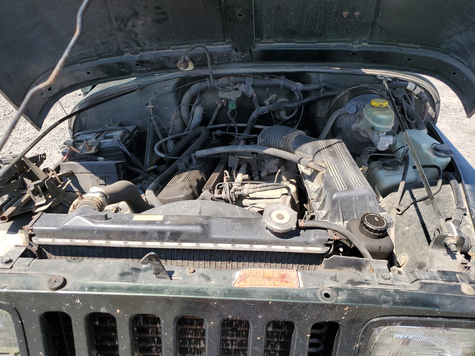 1J4FY49S0SP207961 1995 Jeep Wrangler / Yj Sahara