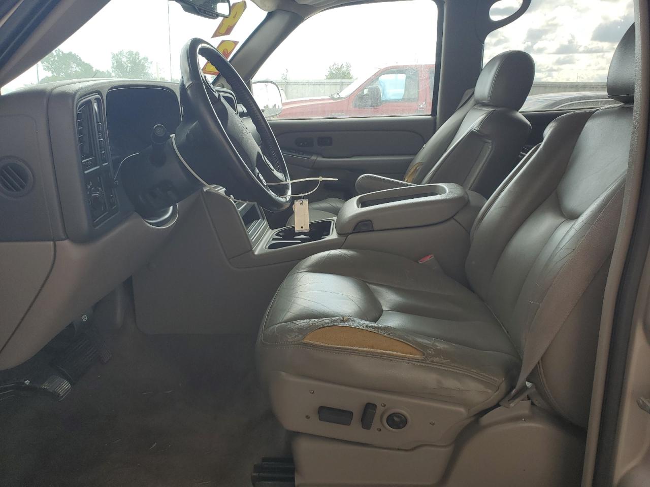 2004 Chevrolet Tahoe K1500 VIN: 1GNEK13Z64J196811 Lot: 63772484