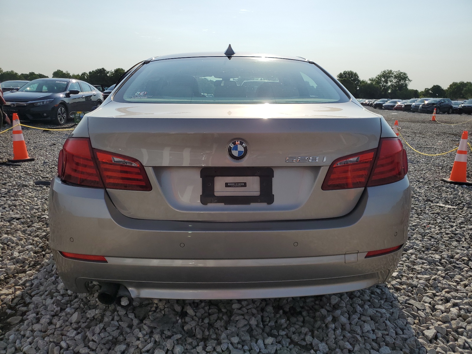 WBAXH5C53CDW09279 2012 BMW 528 Xi