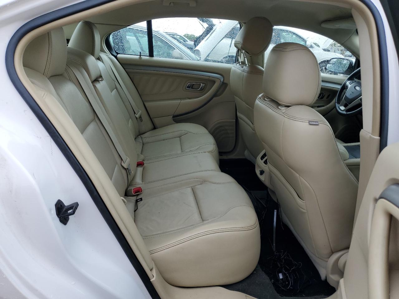 2016 Ford Taurus Sel VIN: 1FAHP2E85GG139119 Lot: 61827414