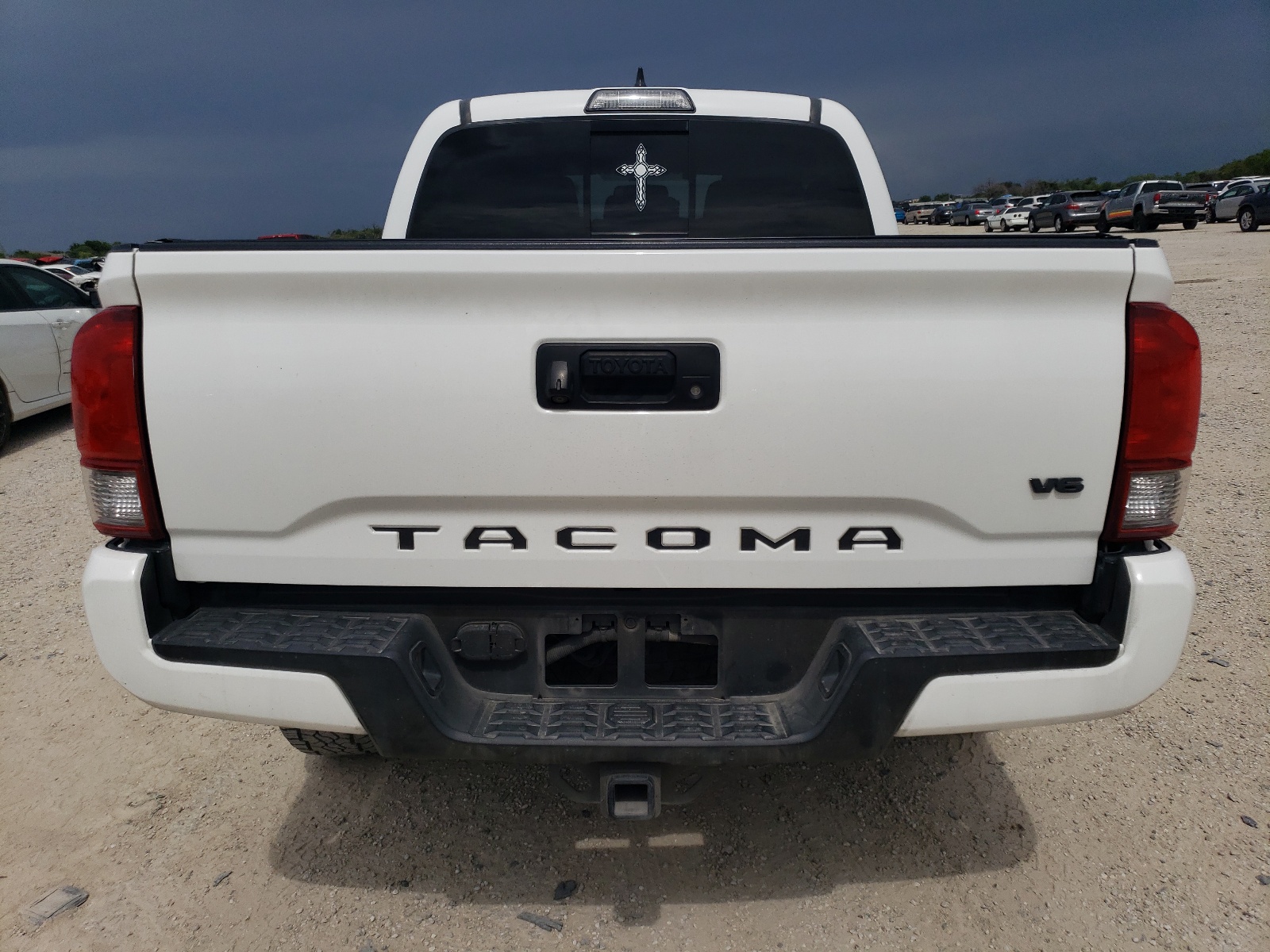 5TFAZ5CN5HX026983 2017 Toyota Tacoma Double Cab
