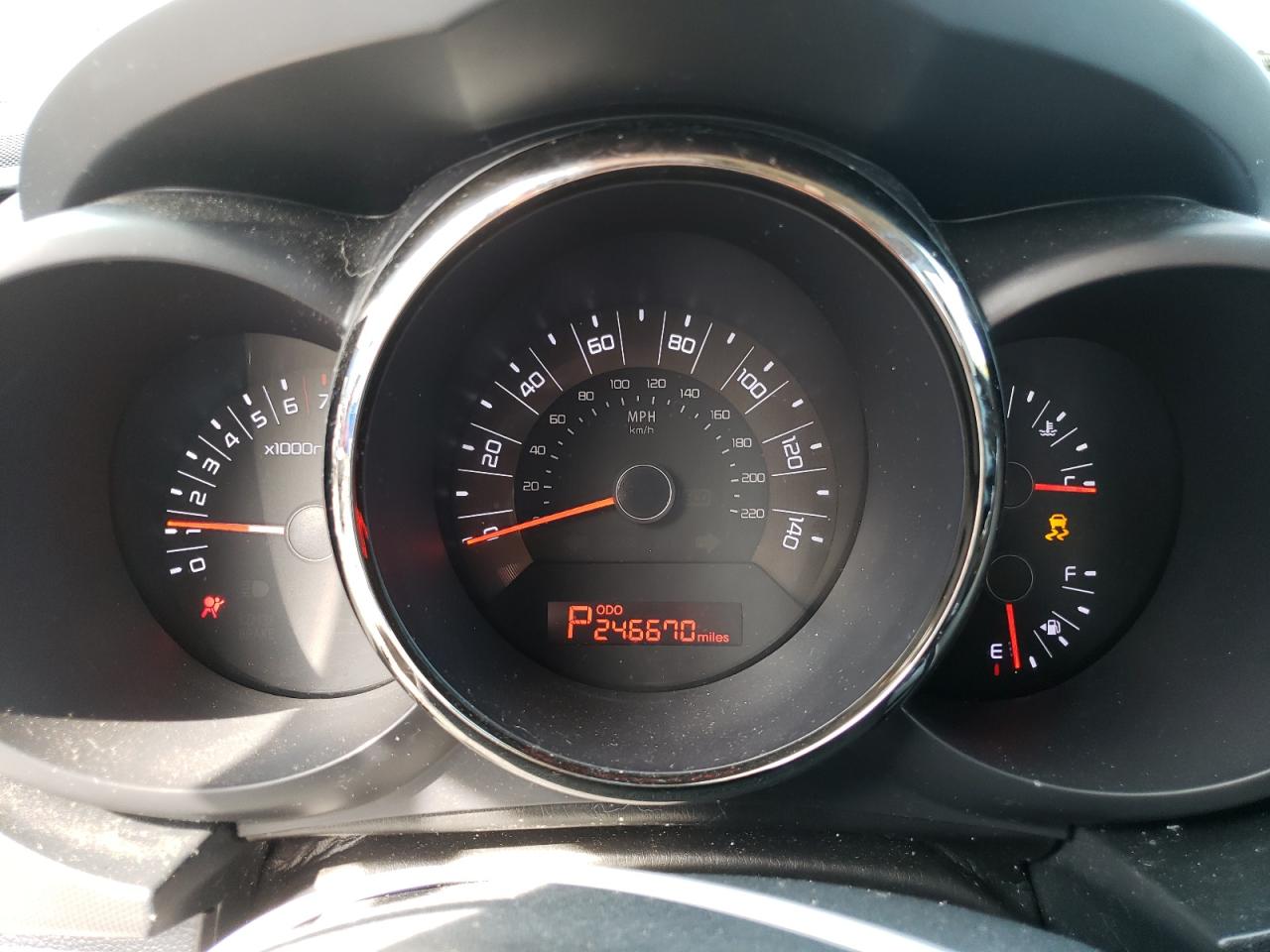 2011 Kia Soul + VIN: KNDJT2A2XB7299692 Lot: 63841794