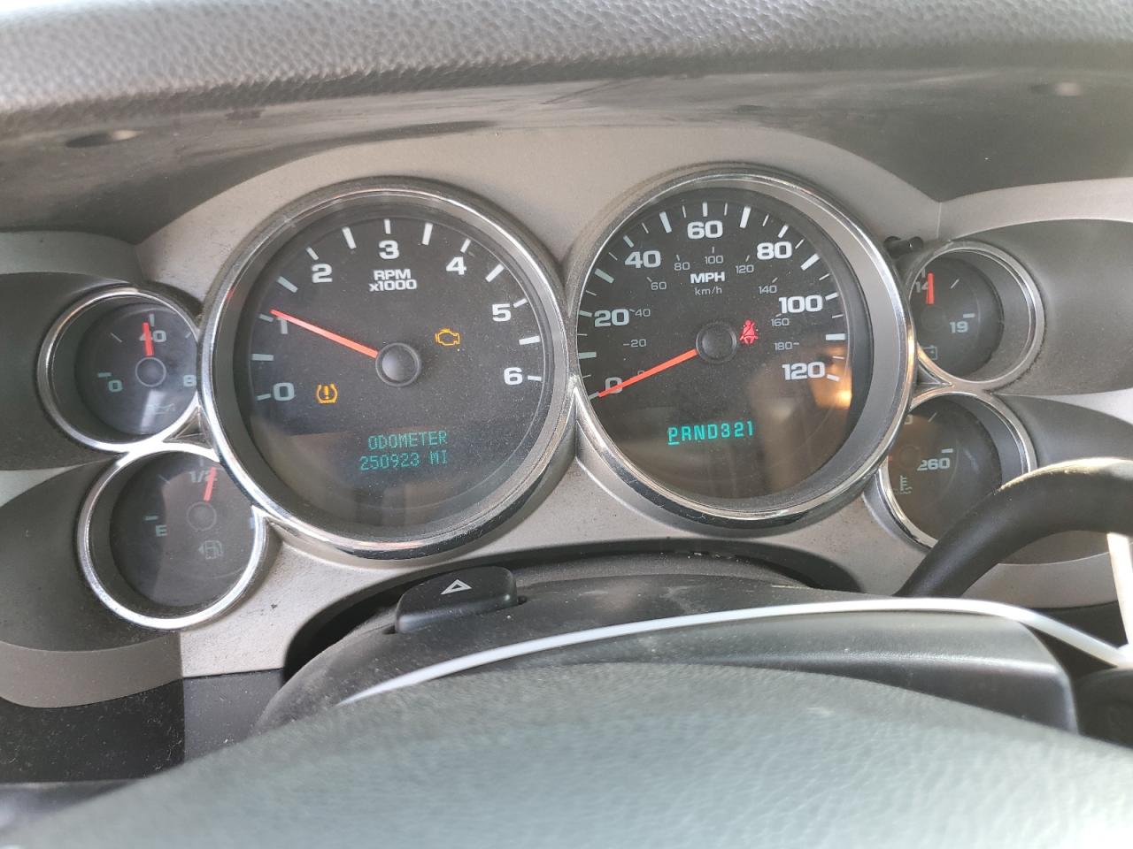 2008 GMC Sierra C1500 VIN: 2GTEC19J681142397 Lot: 62917184