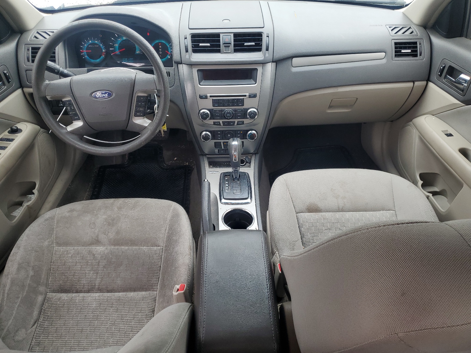 3FAHP0HA1AR220444 2010 Ford Fusion Se